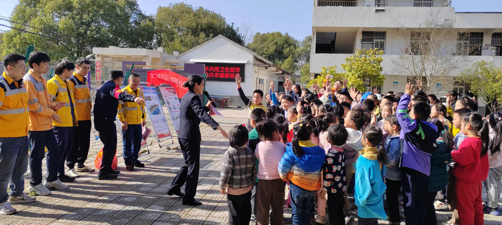 铁路交通安全.jpg