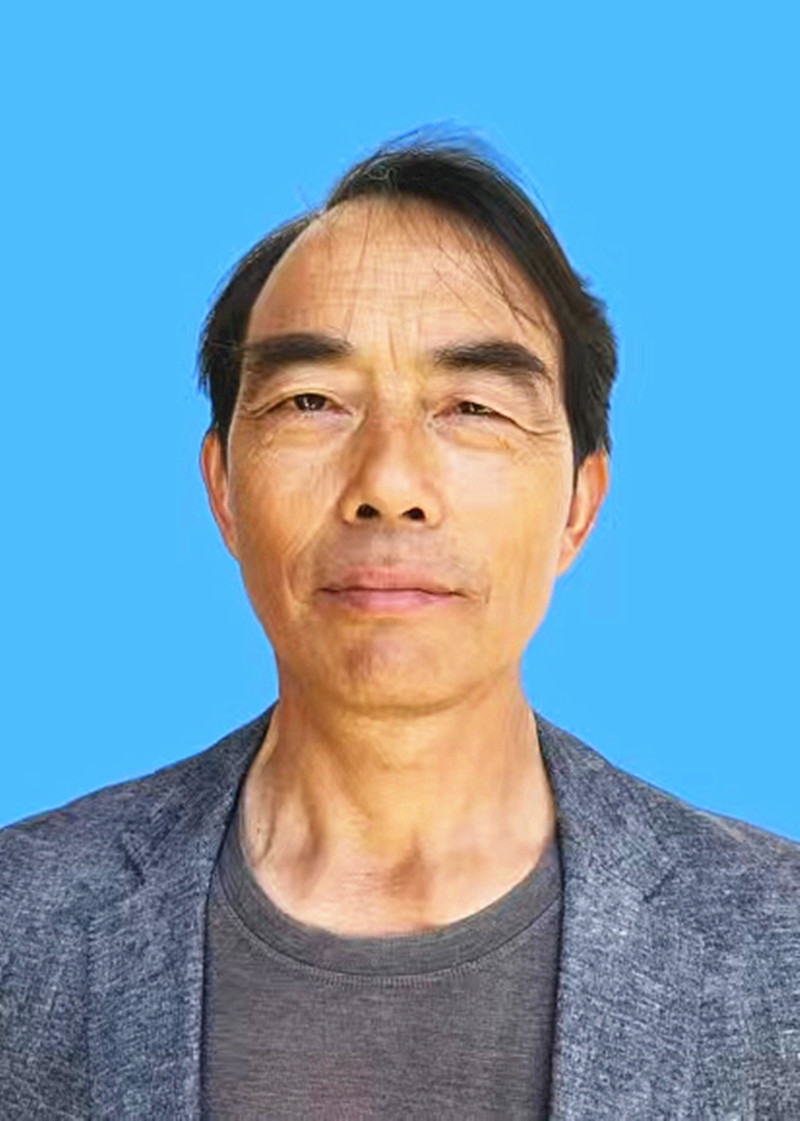 许斌_副本.jpg